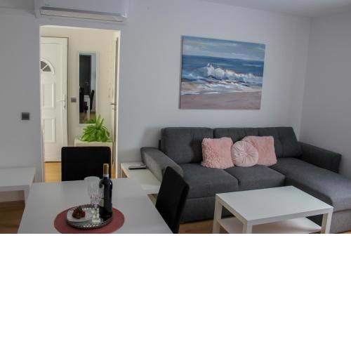 L&S Apartment