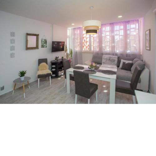Lux apartment Draga with balkony