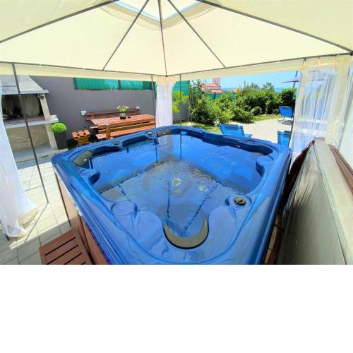 Lux Apartment Sea Shell with jacuzzi
