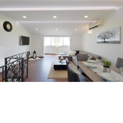 LUX SEAVIEW APARTMENT POLJANE