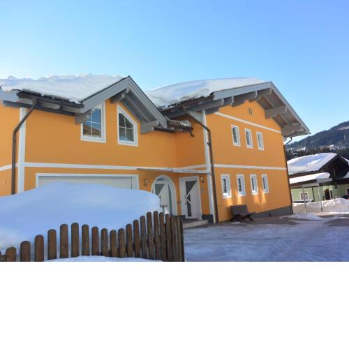 Luxurious Mansion in Goldegg