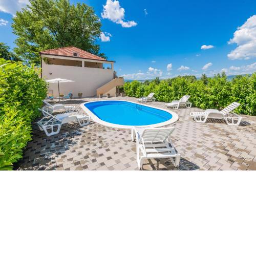 Luxurious Villa Sennia with a private pool