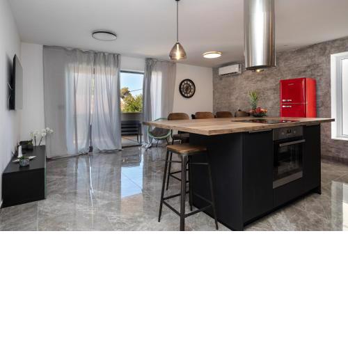 Luxury Apartman Tinel