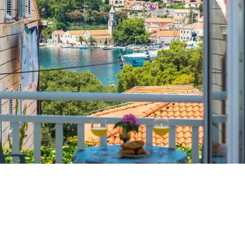 Luxury apartment Antonija-old town