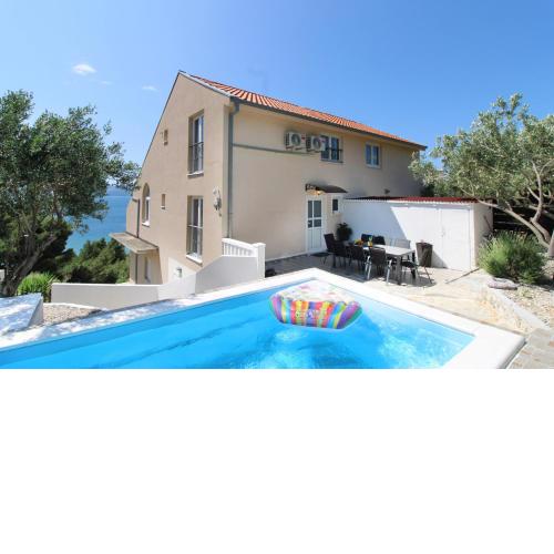 Luxury apartment Duće with private pool