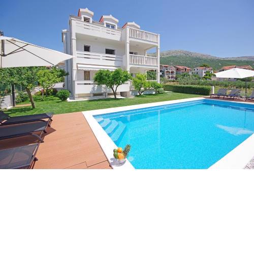 Luxury apartment Frane