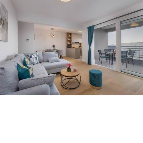 Luxury apartment Iva-Makarska