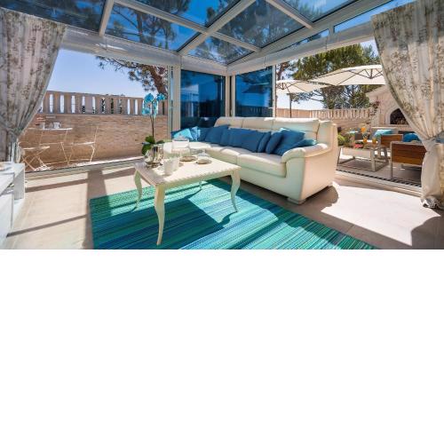 Luxury apartment Loreta