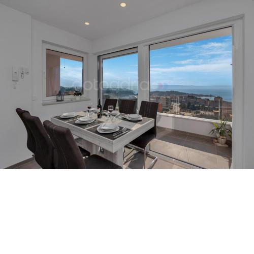 Luxury Apartment POSEIDON - Free Beach parking