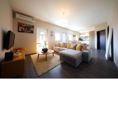 Luxury Apartment RougeMarin