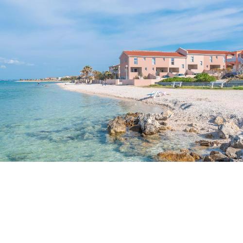 LUXURY APARTMENTS - LA VIR 5& 6