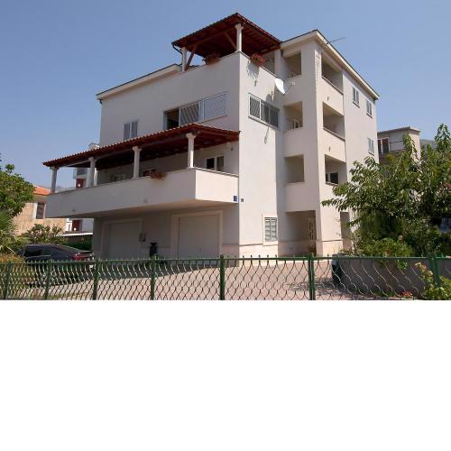 Luxury Apartments Elizabeth