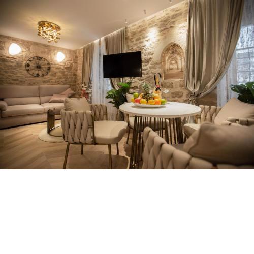 Luxury Apartments Lilly 1