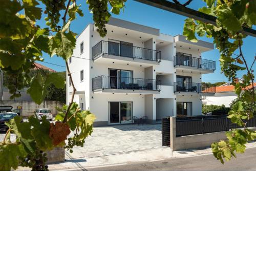 Luxury apartments Nicole