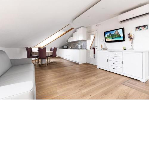 Luxury Dante Apartment with terrace