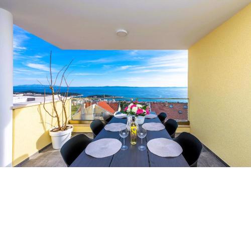 Luxury Penthouse Jure with seaview
