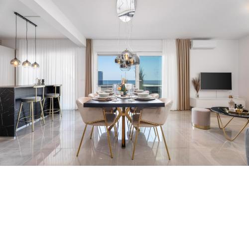 Luxury Sea View Apartment Levin