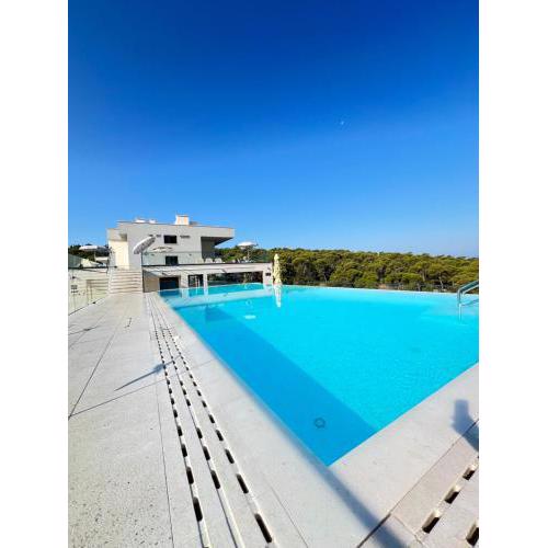 Luxury sea view apartment Makarska with pool