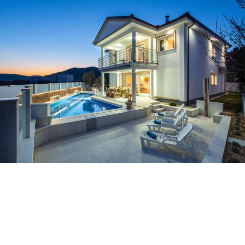 Luxury Villa Ivana
