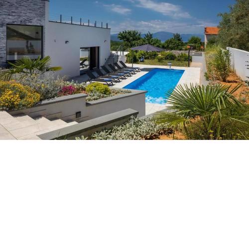 Luxury Villa Subventus