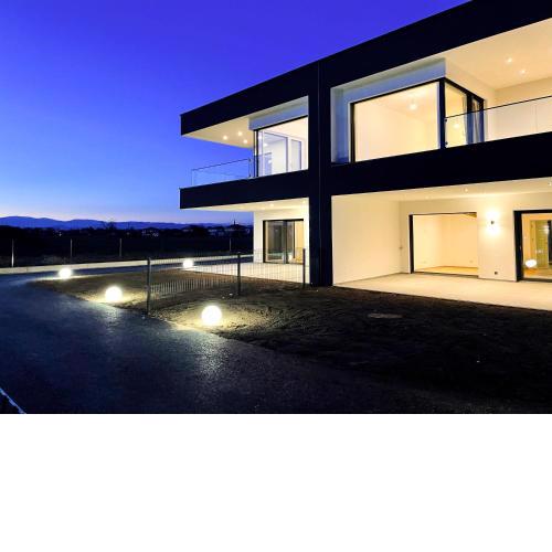 LUXUS-VILLA in idyllischer Lage