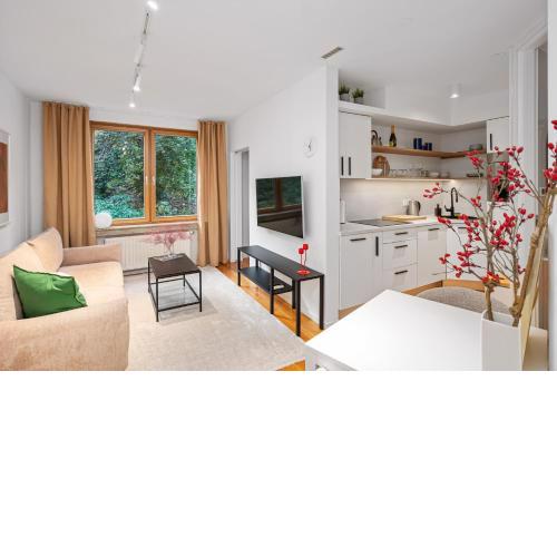 M2 Modern Apartment in City Center
