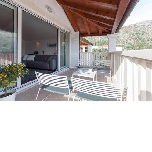 Maar Superior, Mali Zaton bay next to Dubrovnik, beautiul location & view