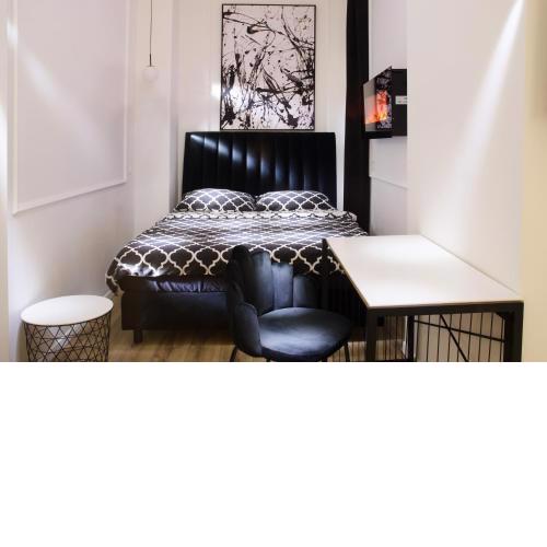 Main Square Luxury Apartment