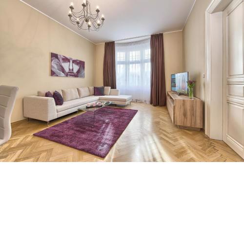 Maiselova 5 Apartment