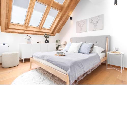 Maisonette Apartment in Karlín by Prague Days
