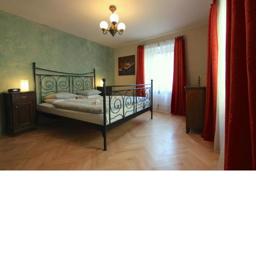 Mala Strana apartment 1