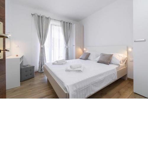MALOA two bedroom apartment