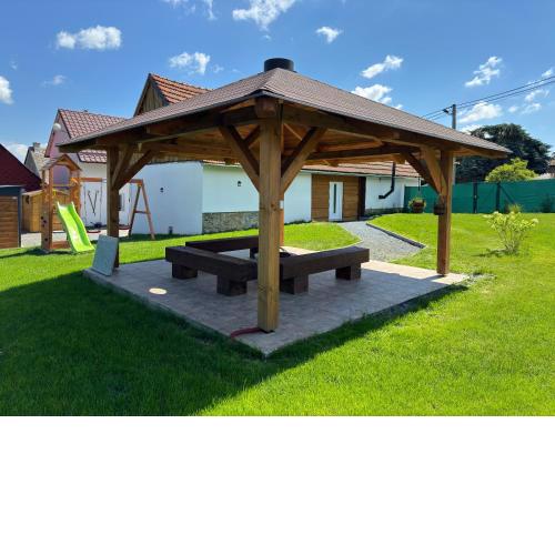 Malý statek Hradečná