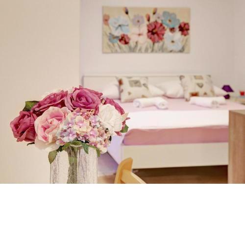Marija Rooms