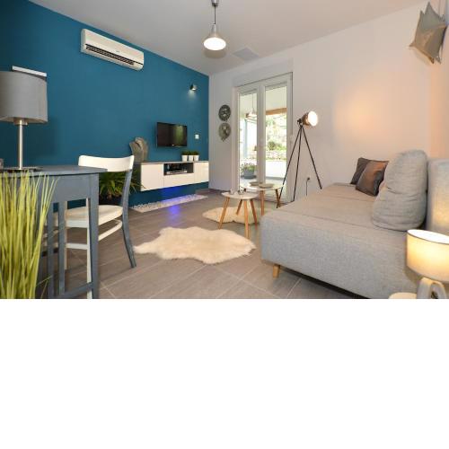 MarineBlue Apartment