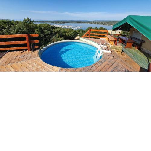 MARUŠINA OLIVE HILLS - glamping & minicamp