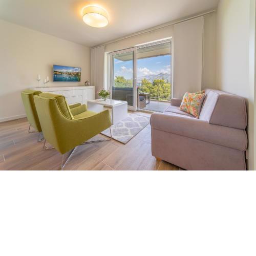 Mary Ann Apartment 2