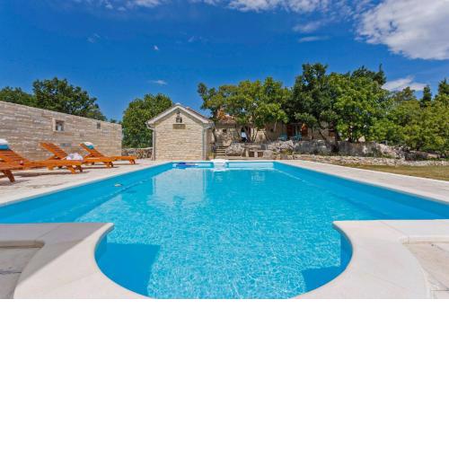 Maslina in Popovići (Haus für 5-7 Personen)