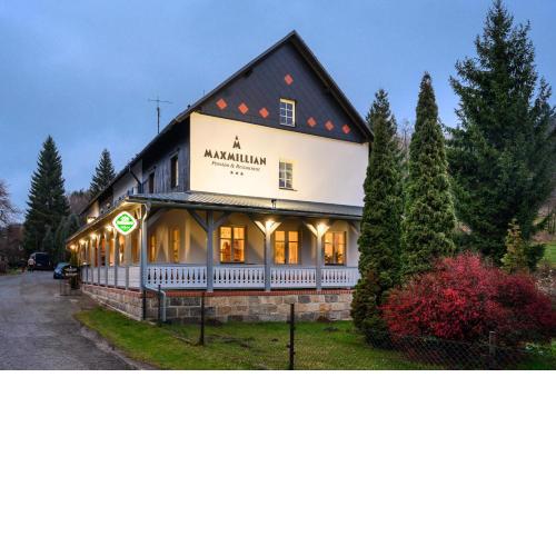 MAXMILLIAN Pension & Restaurant