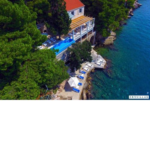 Meys Place