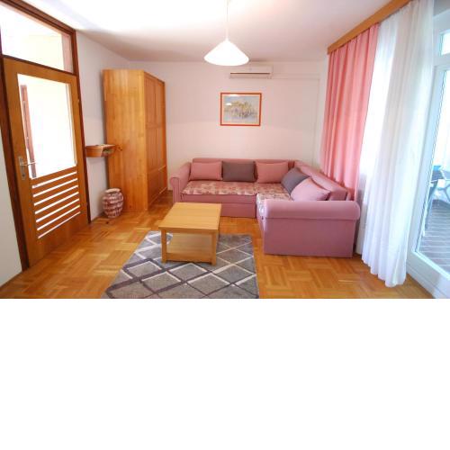 Mezlar Apartment by El-pi Tours