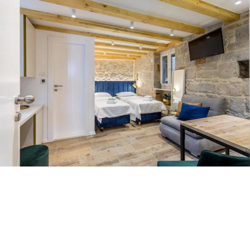 Miara Luxury Rooms