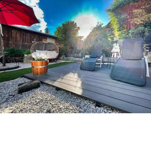 Mitten im Zentrum Ferienwohnungen mit sonniger Terrasse