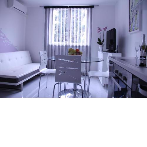 Mladena Apartment