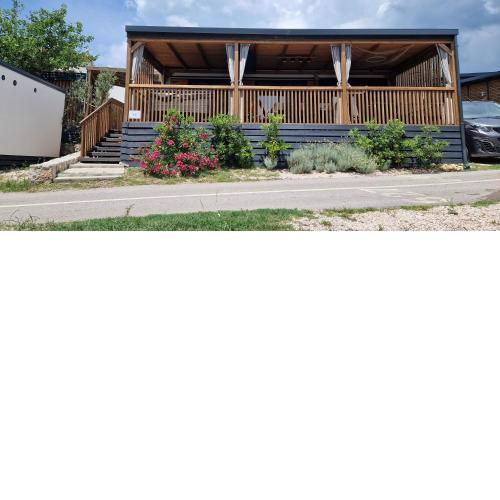Mobile home KMZ