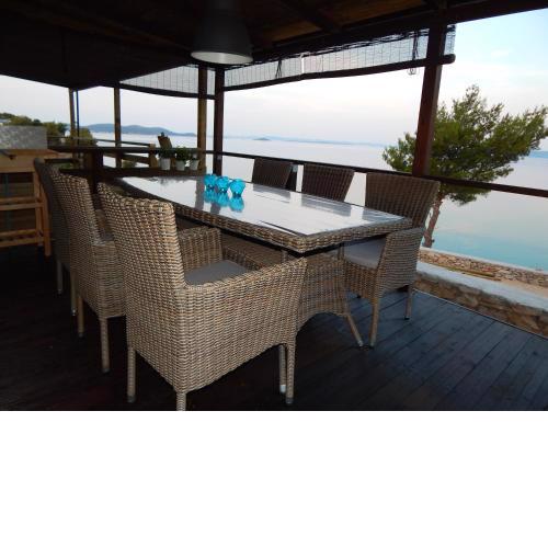 Mobile House on Drage Beach