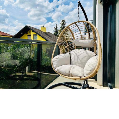 Modern - Free Parking - Balcony