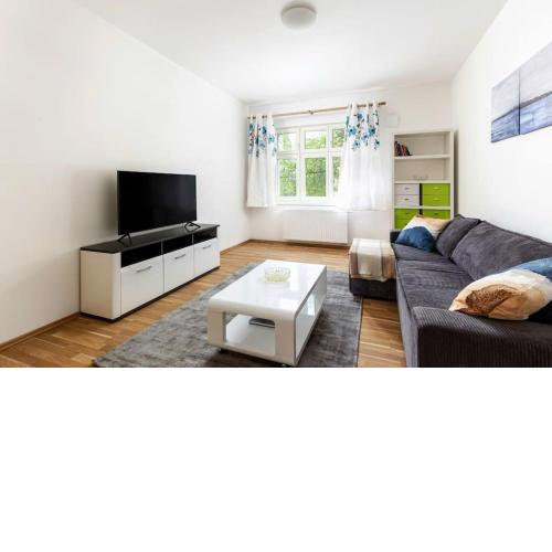Modern Apartment 6min from the Prague Castle