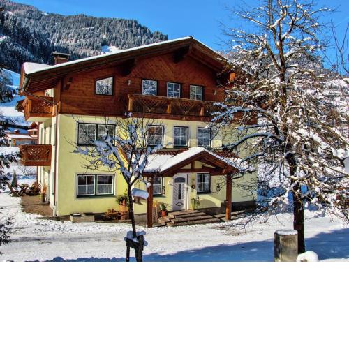 Modern Apartment in Gro arl Salzburg with Sauna