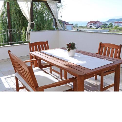 Modern apartment in Ljubac with private terrace